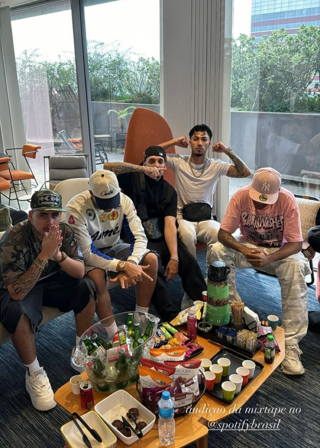 Veigh at Spotify Brazil.