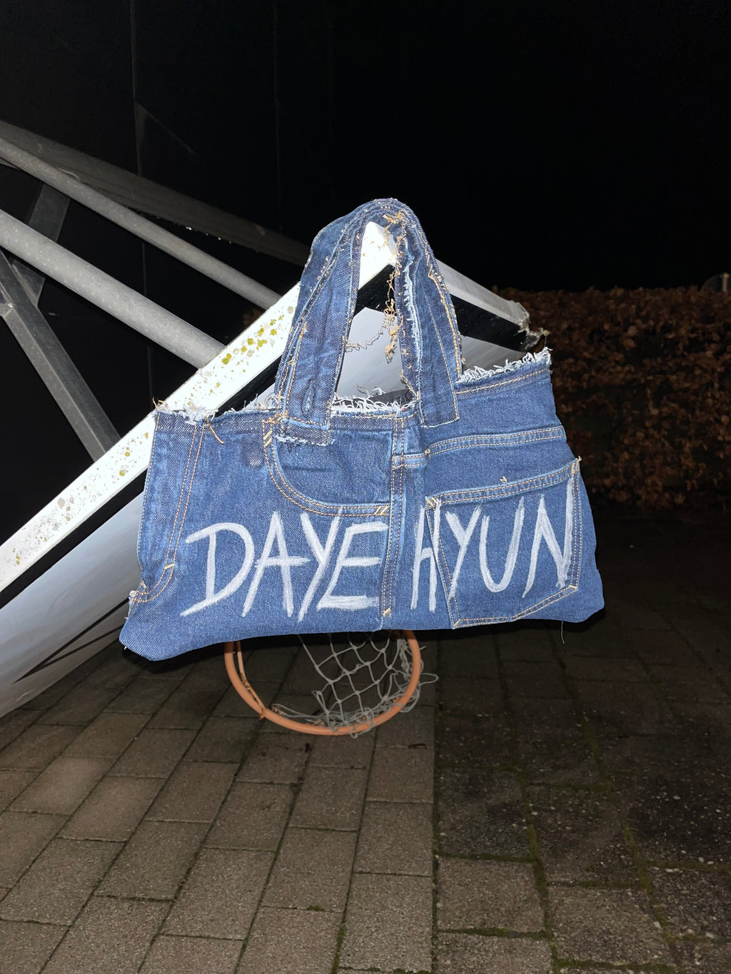 NAVY GRAFFITI LUXE TOTE