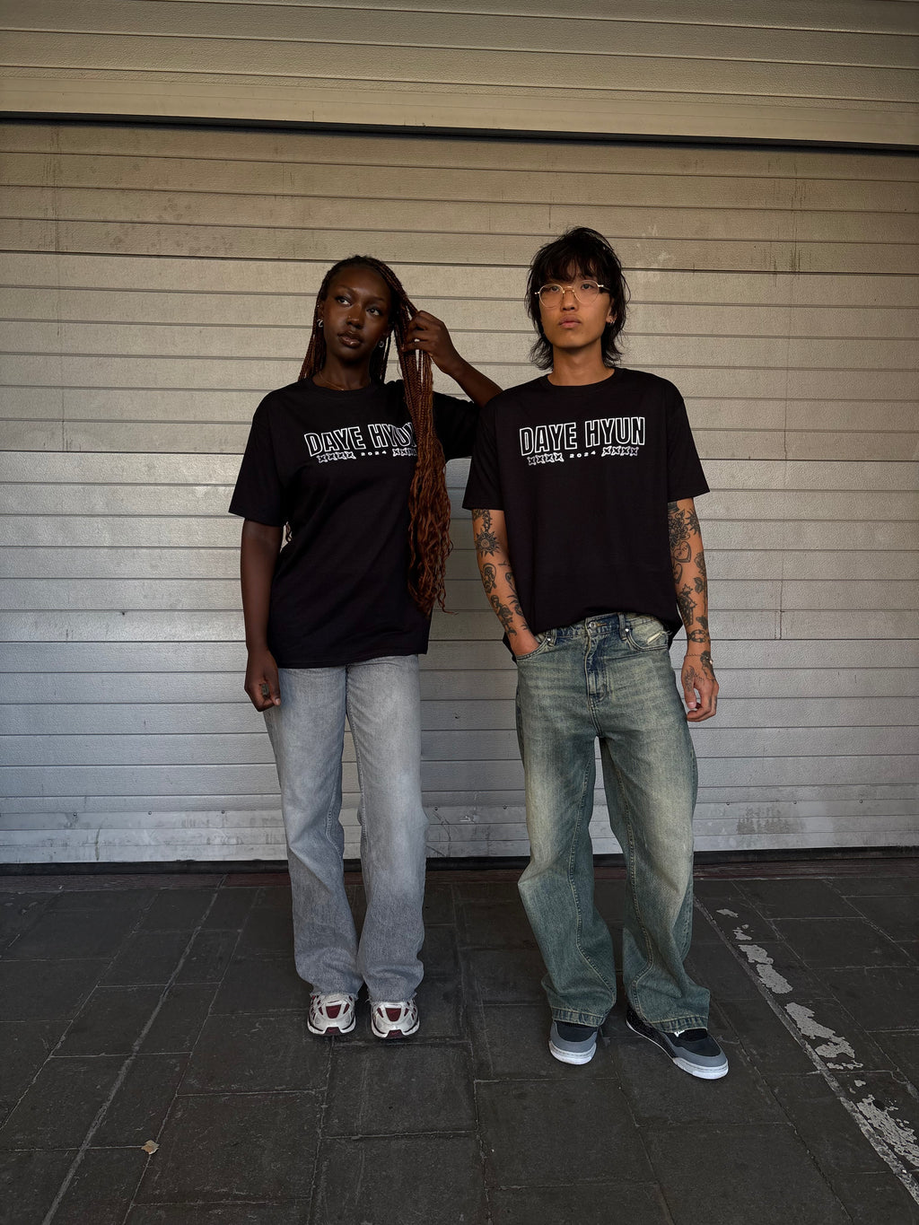 BASIC "DAYE HYUN 2024" BLACK TEE
