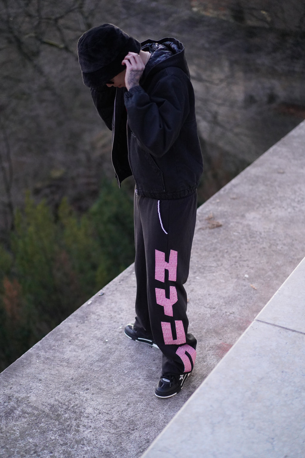 ONE OF ONE BIG LETTERING JOGGER