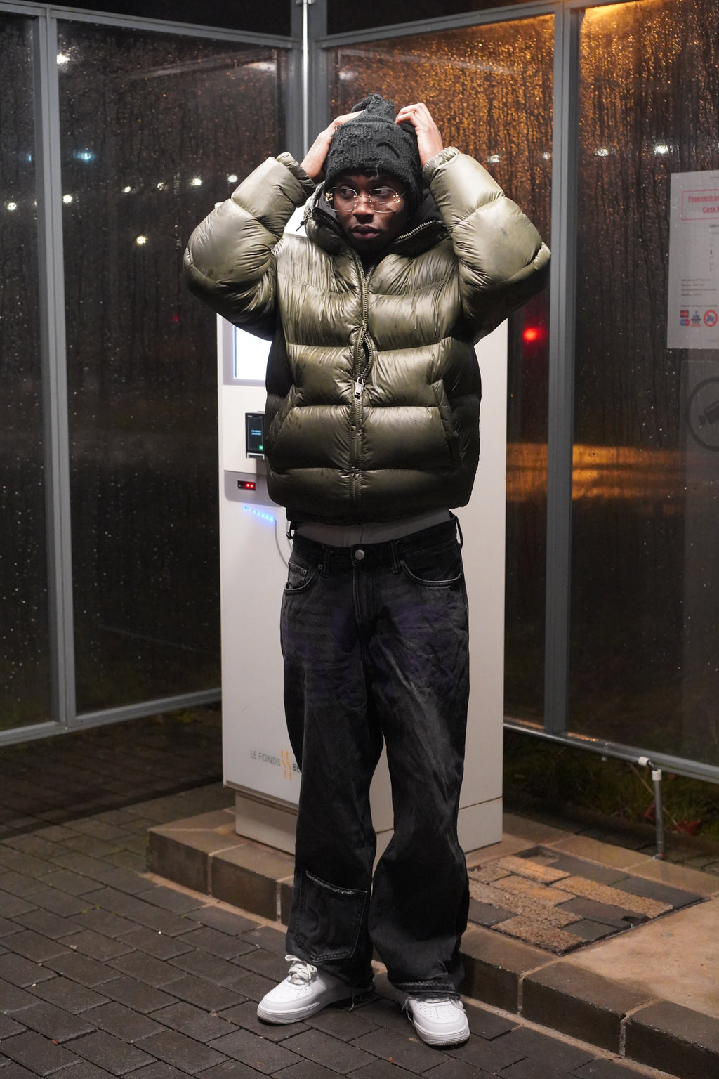 ONE OF ONE CRYSTAL LIGHT GRAFFITI DENIM