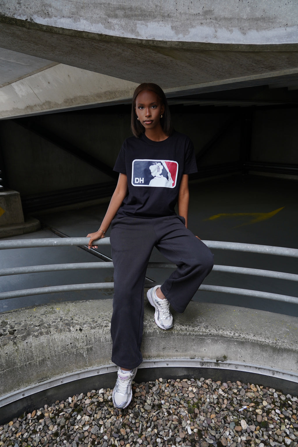 Daye Hyun Emblem Black Tee (pre-order)